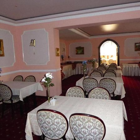 Viilla Rezidence Bed and Breakfast Kudowa-Zdrój Exterior foto